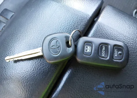 2003 Toyota 4Runner Sr5 Sport V6 from USA, damaged, VIN JTEZU14R930007667